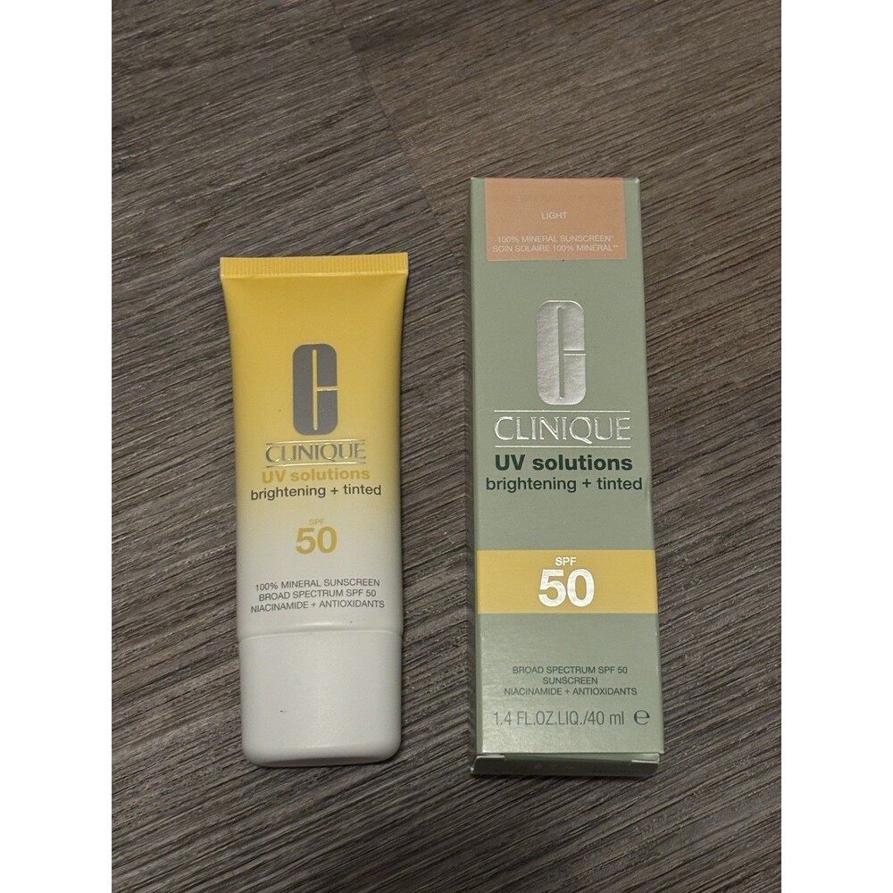 Clinique UV Solutions Brightening + Tinted Sunscreen Face SPF 50 Light 40ml